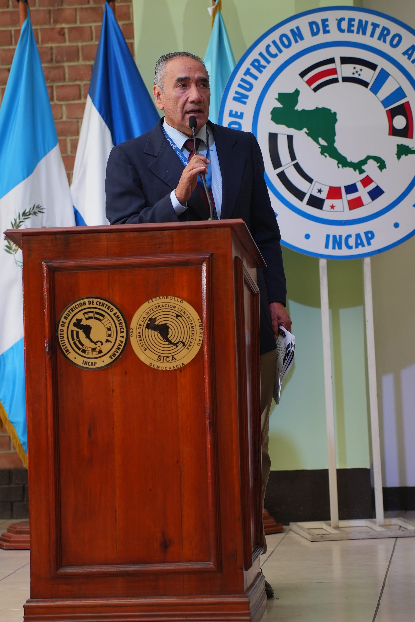Galería de fotos – INCAP 75