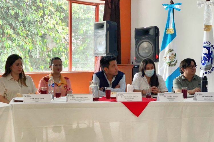 El INCAP participó en conferencia de prensa sobre campaña de comunicación de enfermedades crónicas