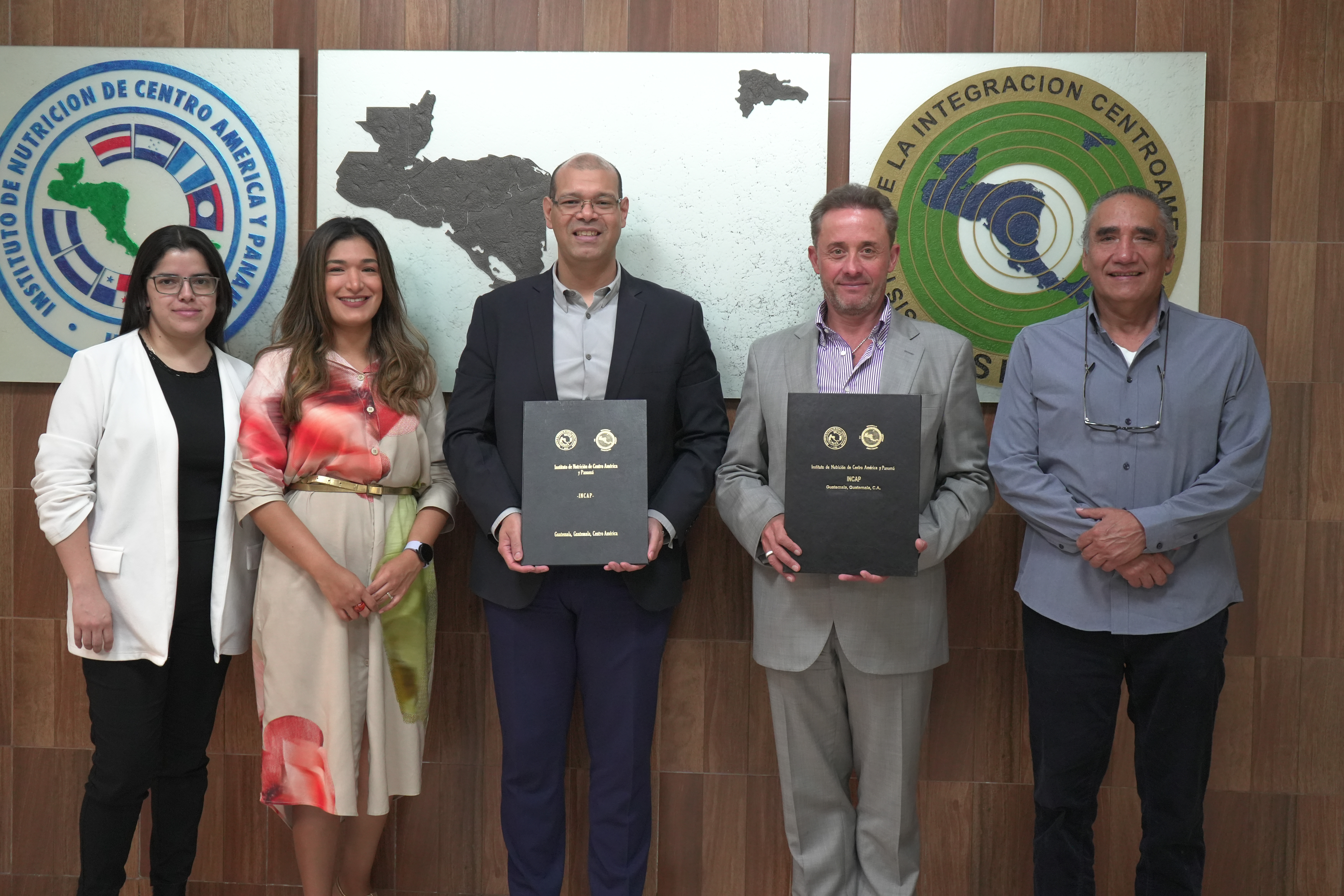 Firma convenio INCAP y NM Nutrition5